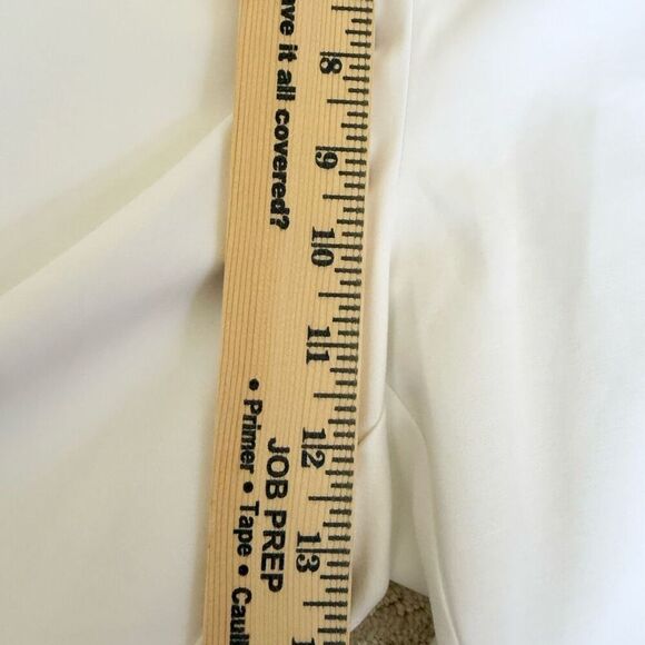 Chico’s Smooth Stretch Side Zip Crop Basic Pants in White - NWT - US Glamour Siz - Picture 5 of 11